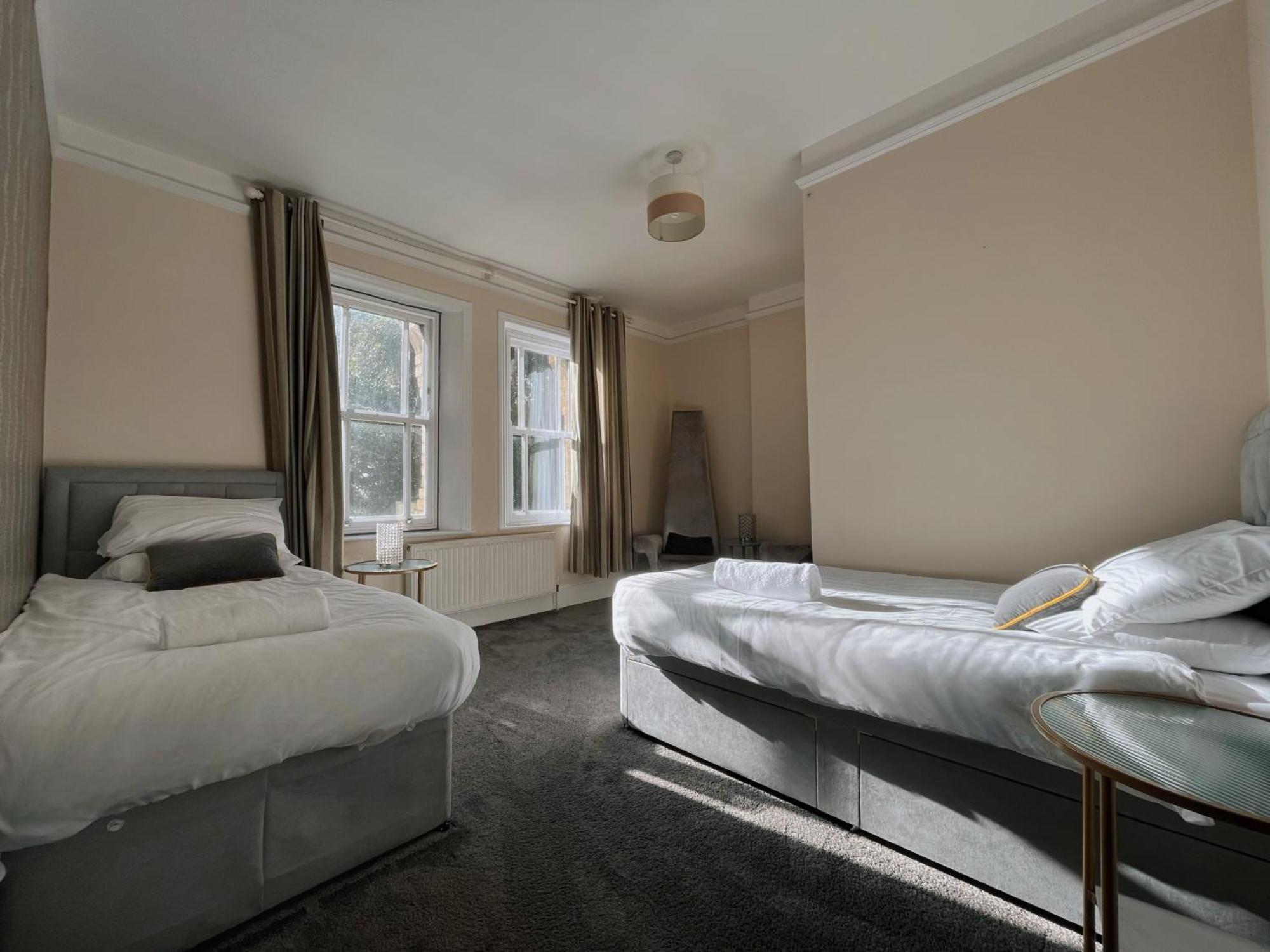 Exquisite 10 Bed Villa Hot Tub And Games Room Barnstaple Ngoại thất bức ảnh